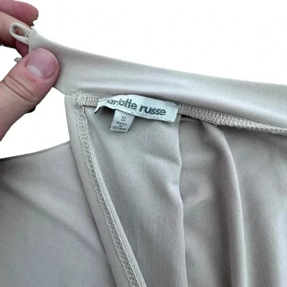 Nude Women’s Romper with open Chest and Back. Small - Picture 10 of 12